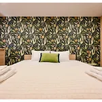 Swieqi Location, Close To Bars, Food & Nightlife Апартаменты