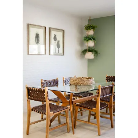 Swieqi Location, Close To Bars, Food & Nightlife Апартаменты *