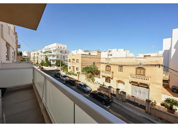 Appartement Swieqi Location, Close To Bars, Food & Nightlife *